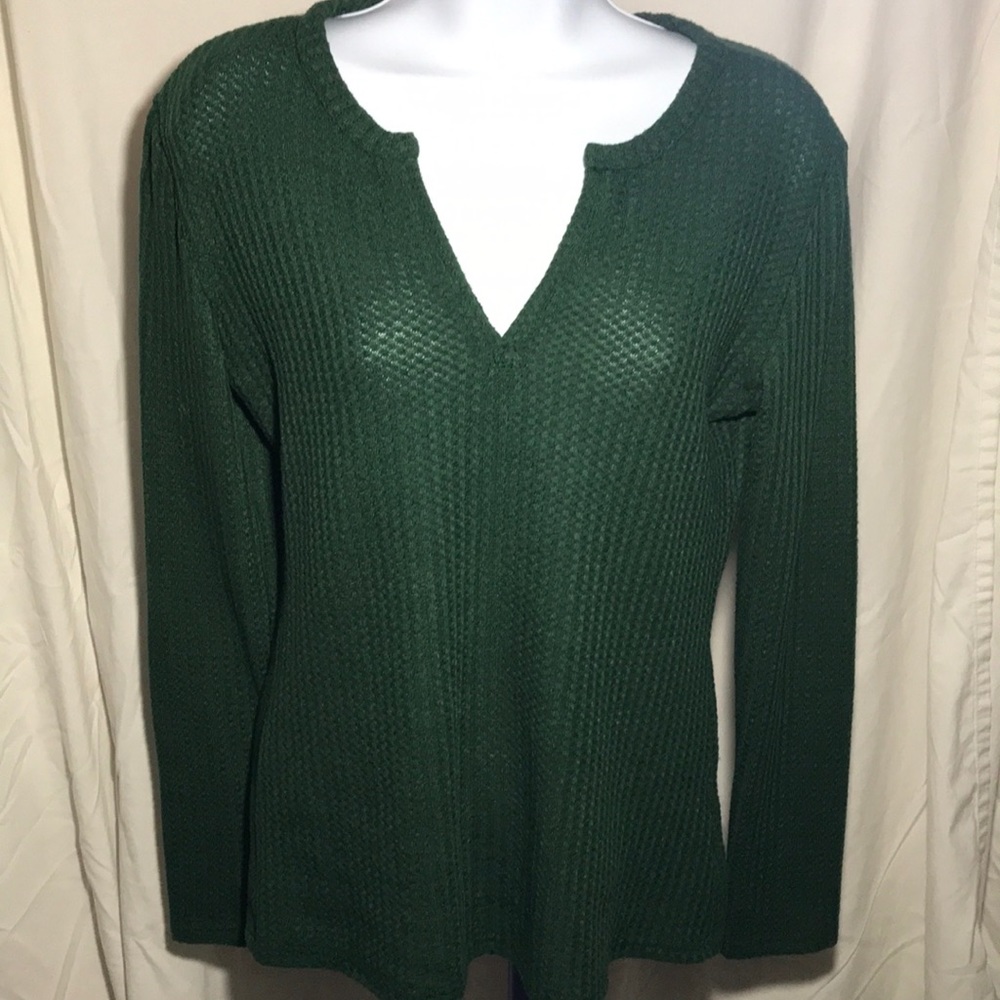 SHEIN green lightweight v-neck sweater size small.